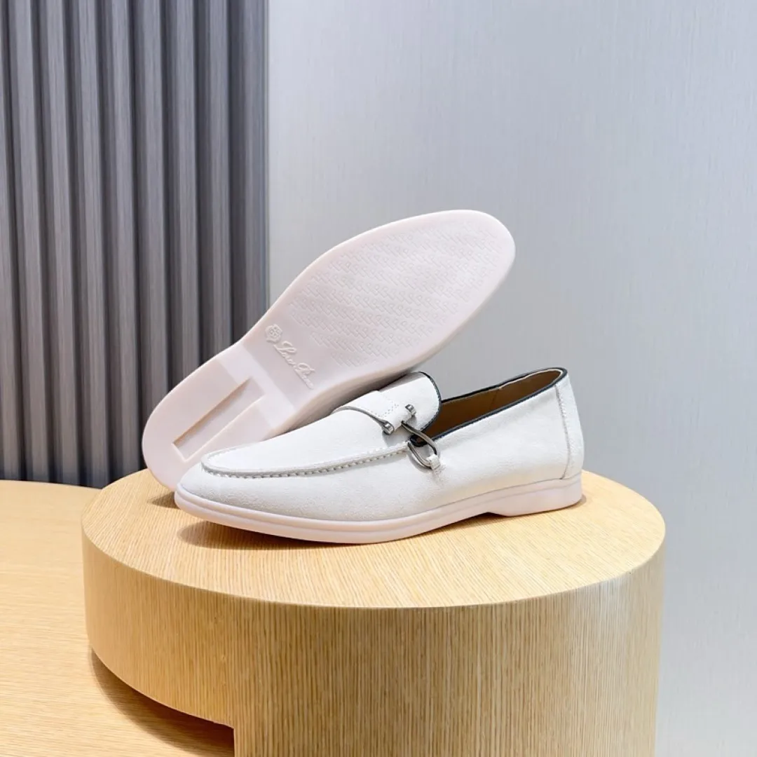 Men's Men's Shoes💰Men's Shoes💰440💰[loro piana] Couple's Style - The new moccasins are made of water-repellent treated suede uppers with rubber soles, a classic. The complex craftsmanship and meticulous structure make the shoes light and soft, allowing you to walk comfortably and freely. Perfect for wearing at the beach or out in the water during the summer. Women’s size: 35-40 Men’s size: 38-45